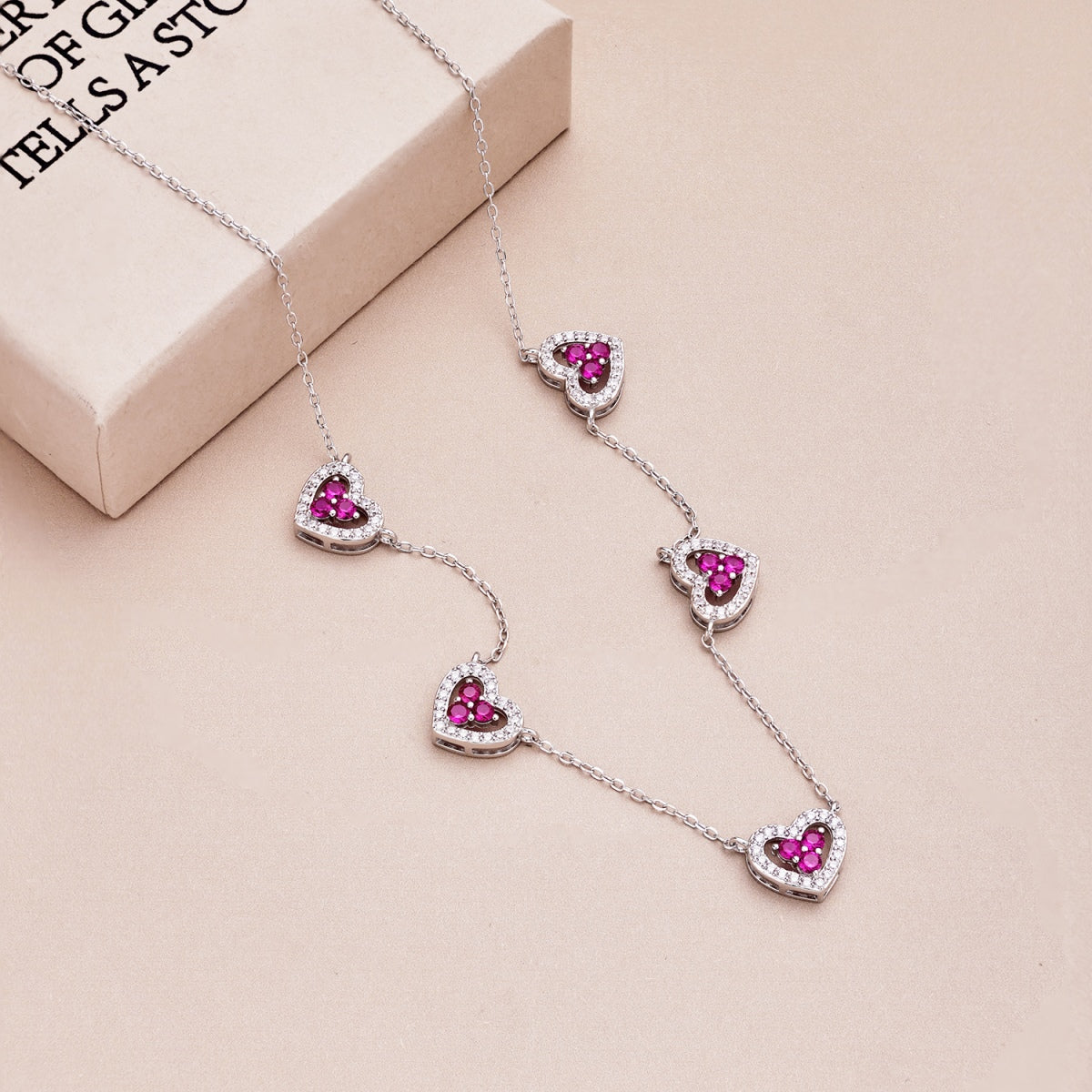 [XXX]Sparkling Five Heart Necklace