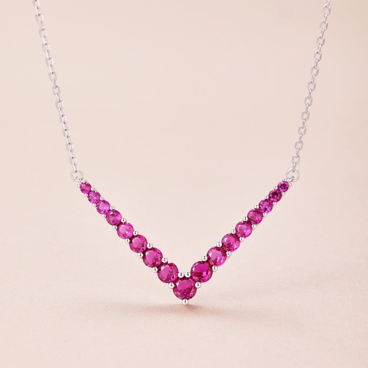 [XXX]Ornate Round Cut Necklace