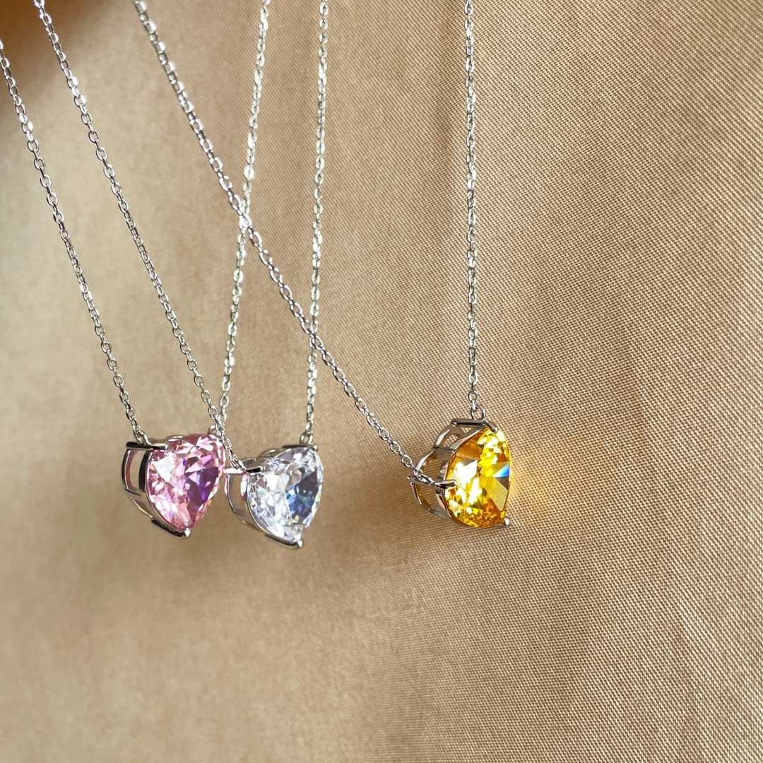 [XXX]6.0 carat Radiant Heart Shape Necklace