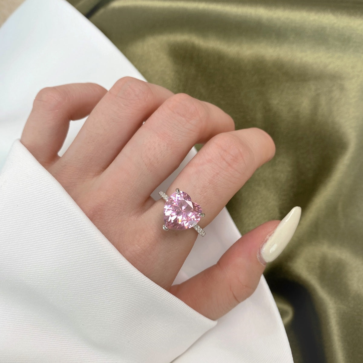 [XXX] Anillo romántico para amantes con corte de corazón brillante y lujoso de 6,0 quilates