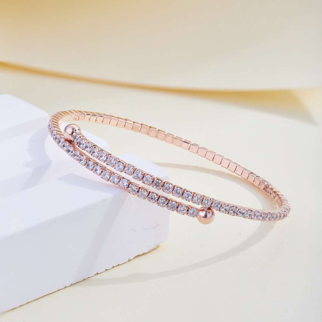 [XXX]Row of Diamonds Round Fashion Bracelet