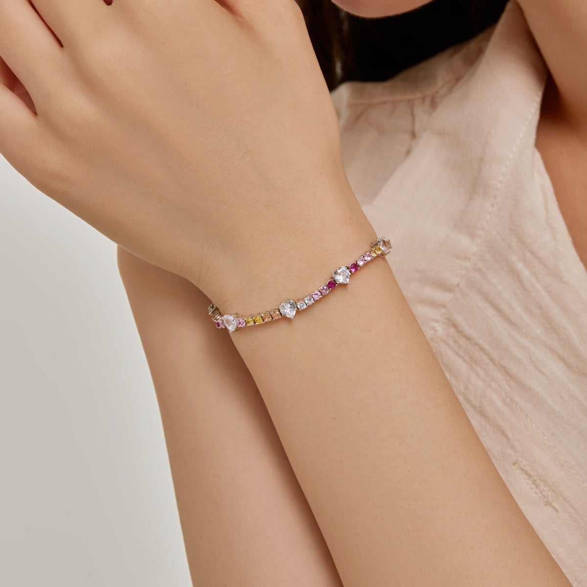 [XXX]Pulsera romántica con forma de corazón y corte redondo