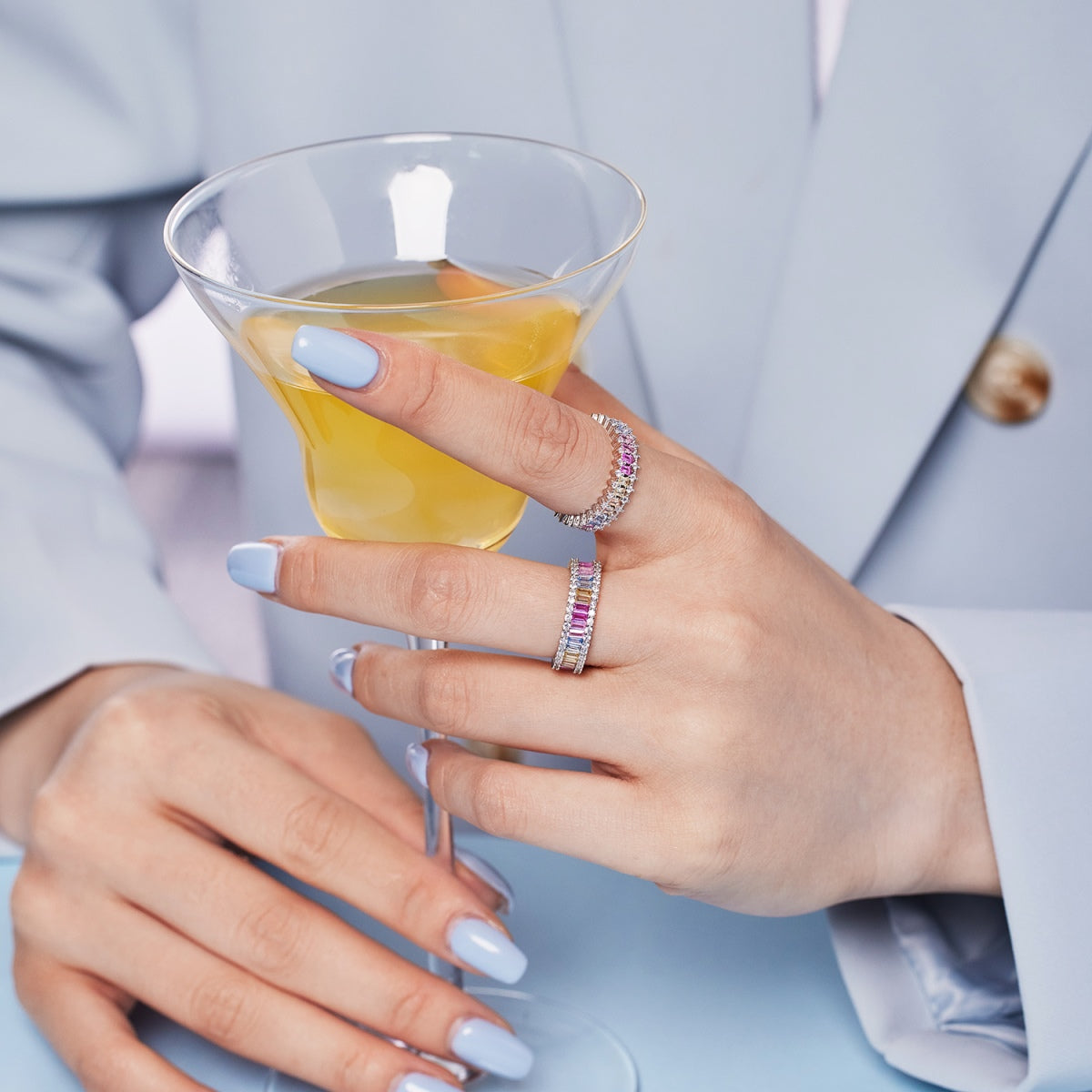 [XXX]Bague cocktail ornée d'une émeraude éclatante