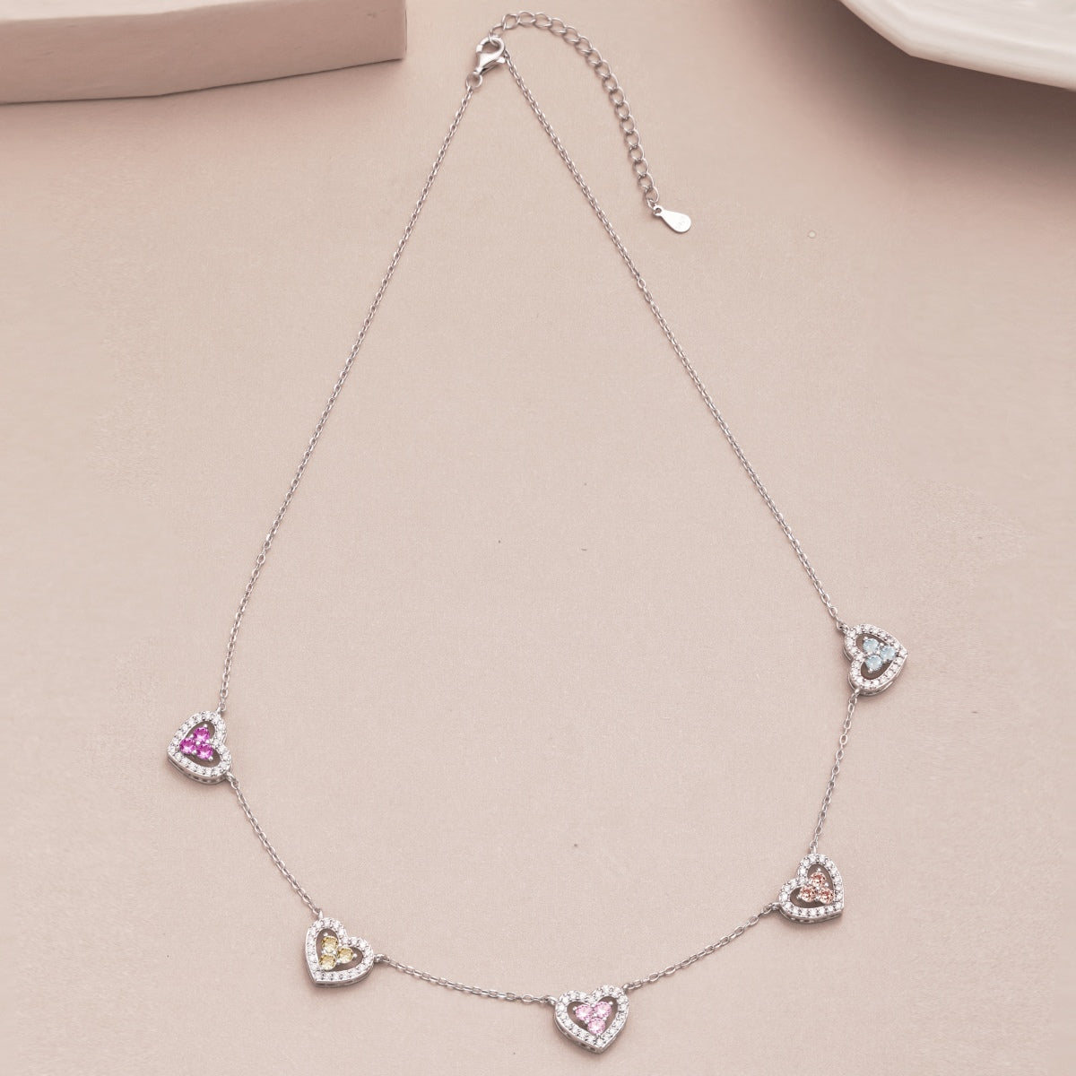 [XXX]Sparkling Five Heart Necklace