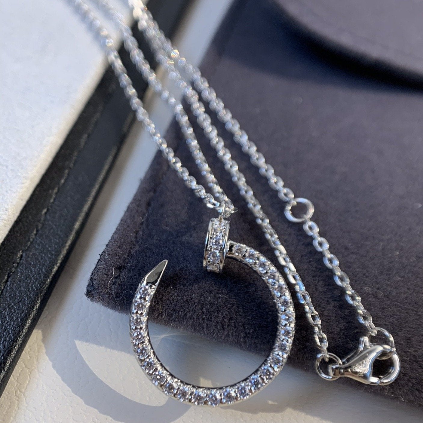 [TRENDS]JUSTE NECKLACE SILVER DIAMONDS