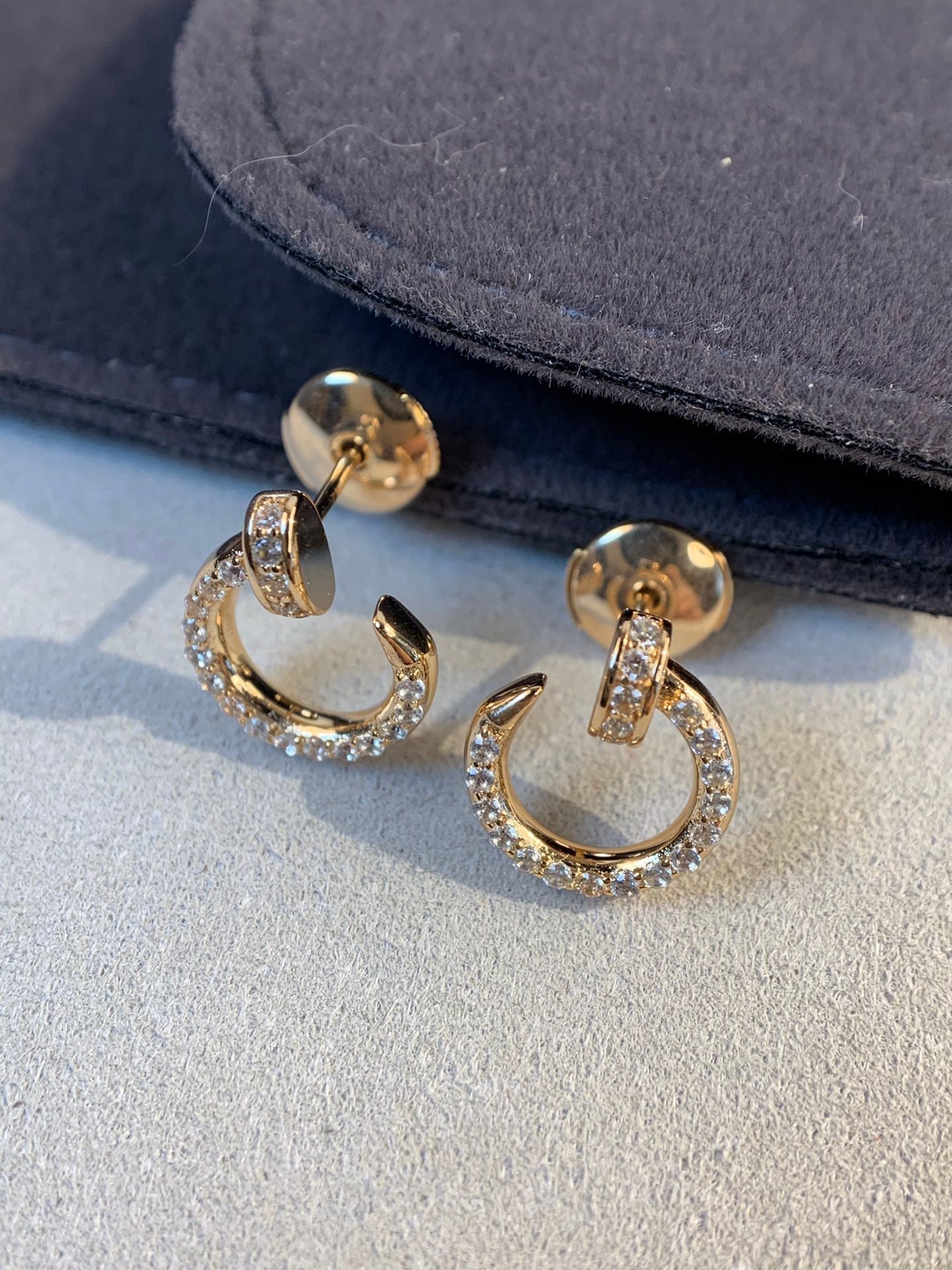 [TRENDS]JUSTE EARRINGS GOLD DIAMONDS