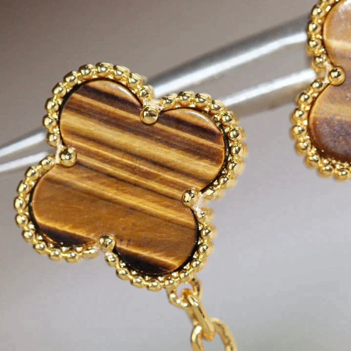 [TRENDS]CLOVER  2 MOTIF  TIGER EYE CARNELIAN EARRINGS