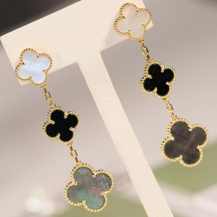 [TRENDS]CLOVER EARRINGS GOLD ONYX MOP 3 MOTIF