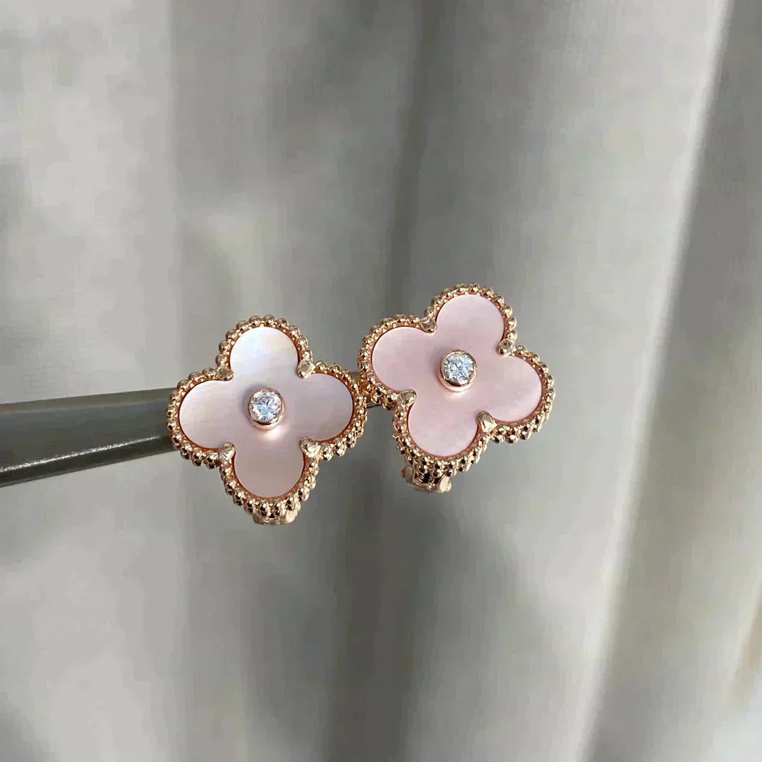 [TRENDS]CLOVER MEDIUM 1 MOTIFS  PINK MOP DIAMOND EARRINGS