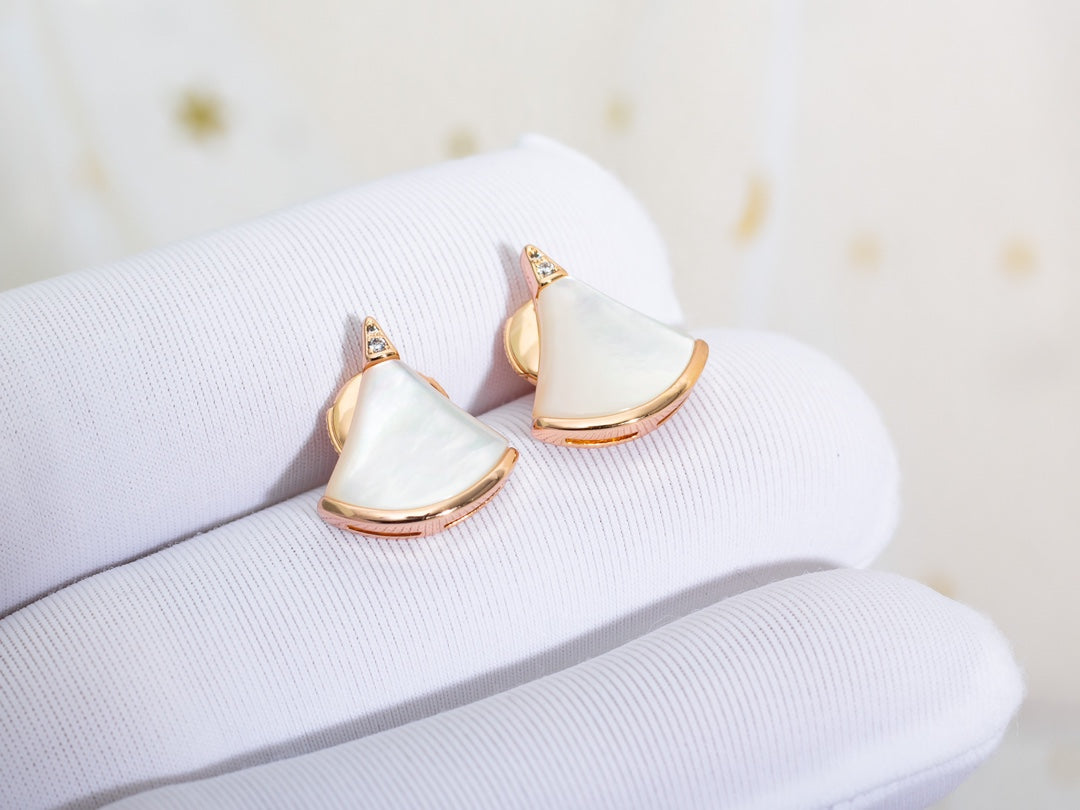 [TENDANCES]BOUCLES D'OREILLES DIVAS DREAM OR ROSE