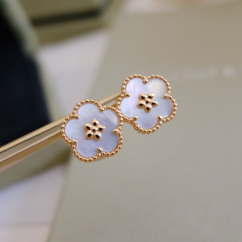 [TRENDS]LUCKY PINK GOLD WHITE MOP EARRINGS