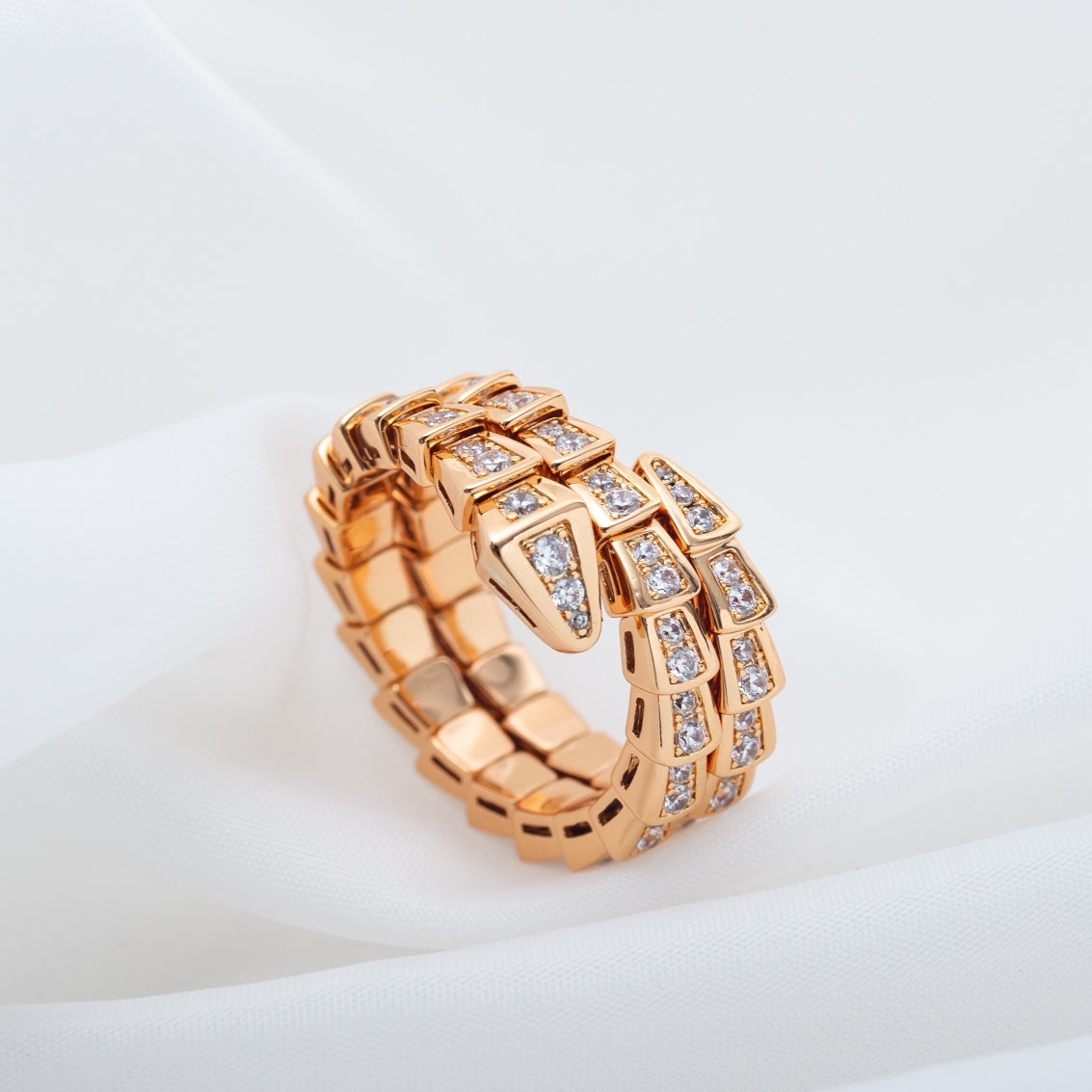 [TENDANCES]BAGUE SERPENTI OR ROSE DIAMANT DOUBLE RANGÉE