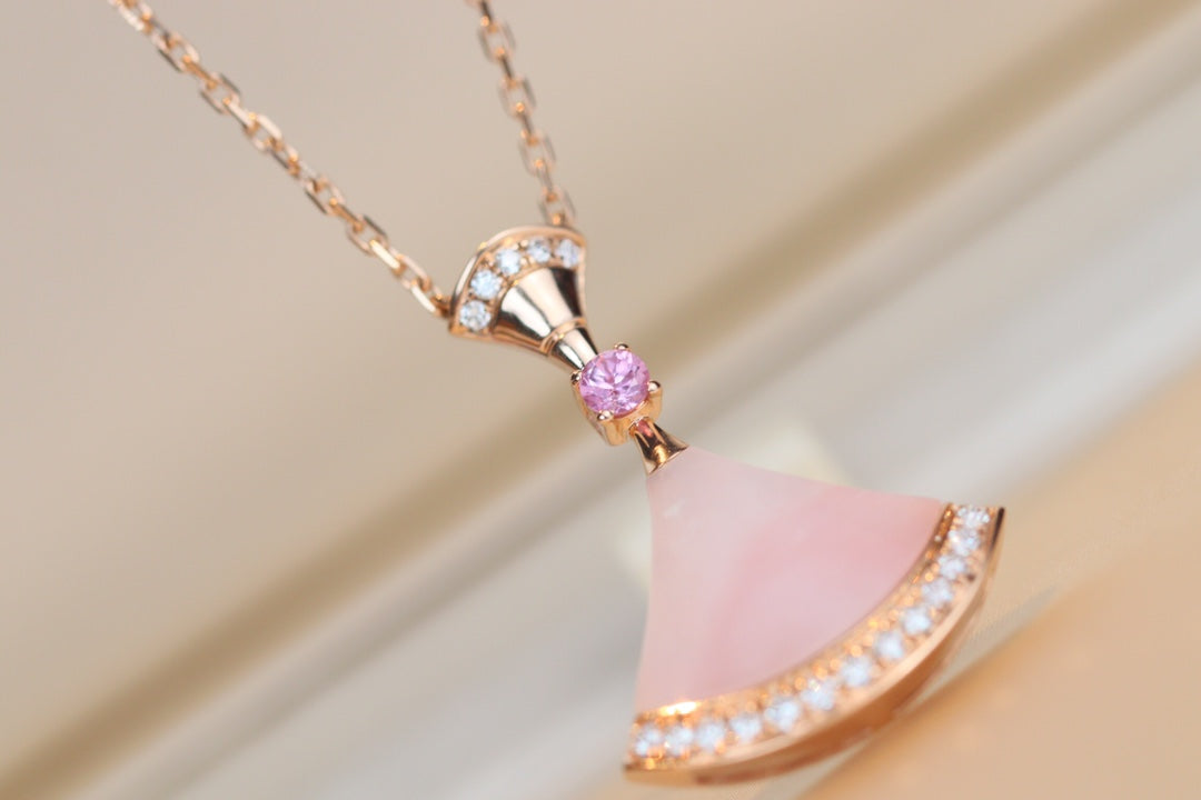 [TRENDS]DREAM NECKLACE PINK MOP DIAMOND