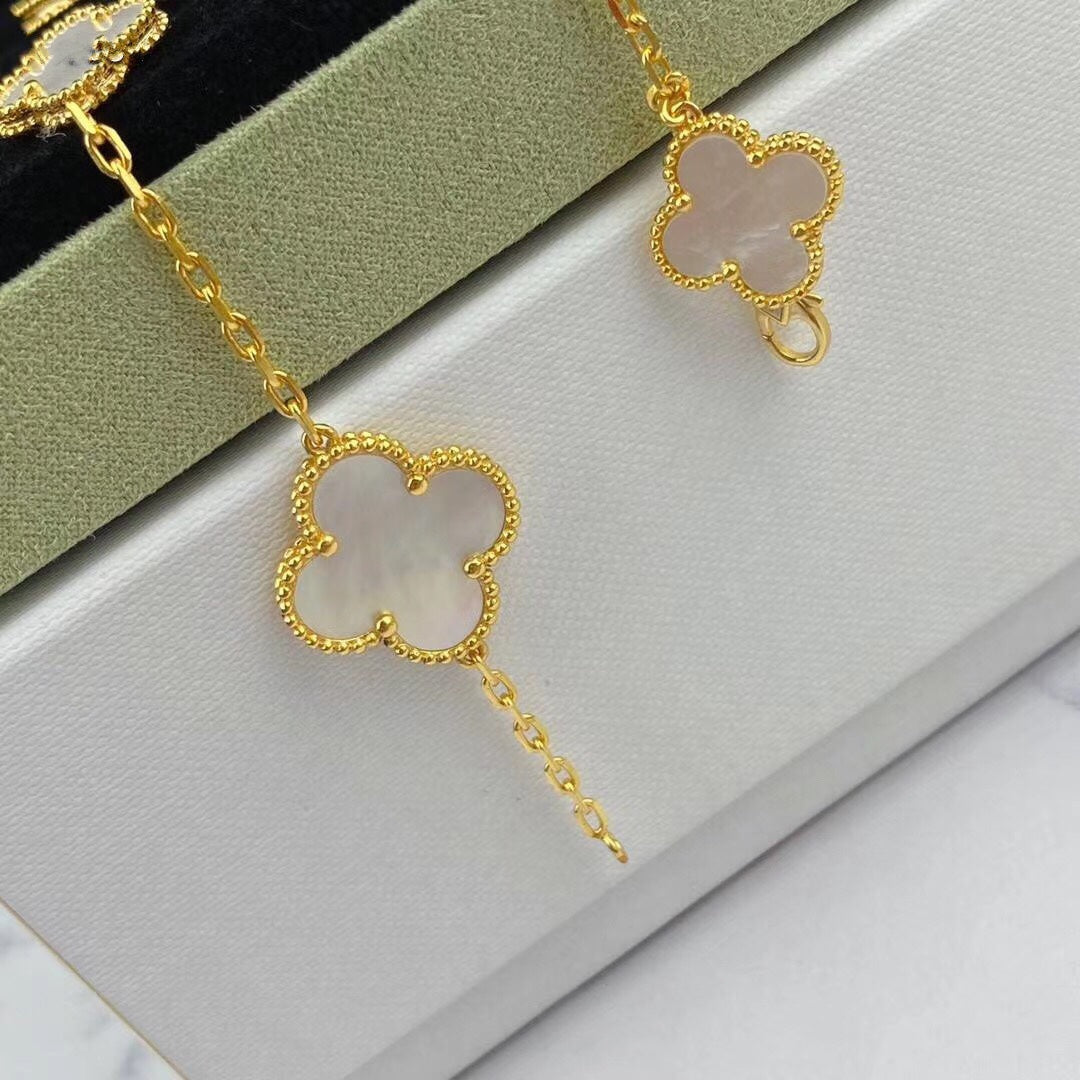 [TRENDS]MAGIC CLOVER MOP GOLD BRACELET 5 MOTIFS