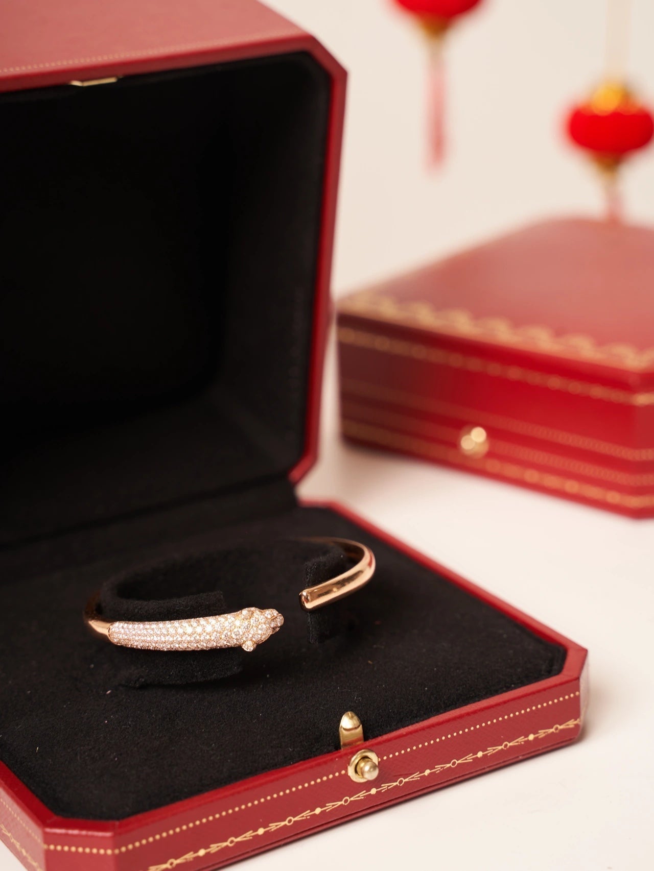 [TRENDS]PANTHERE ROSE GOLD DIAMOND OPEN BRACELET