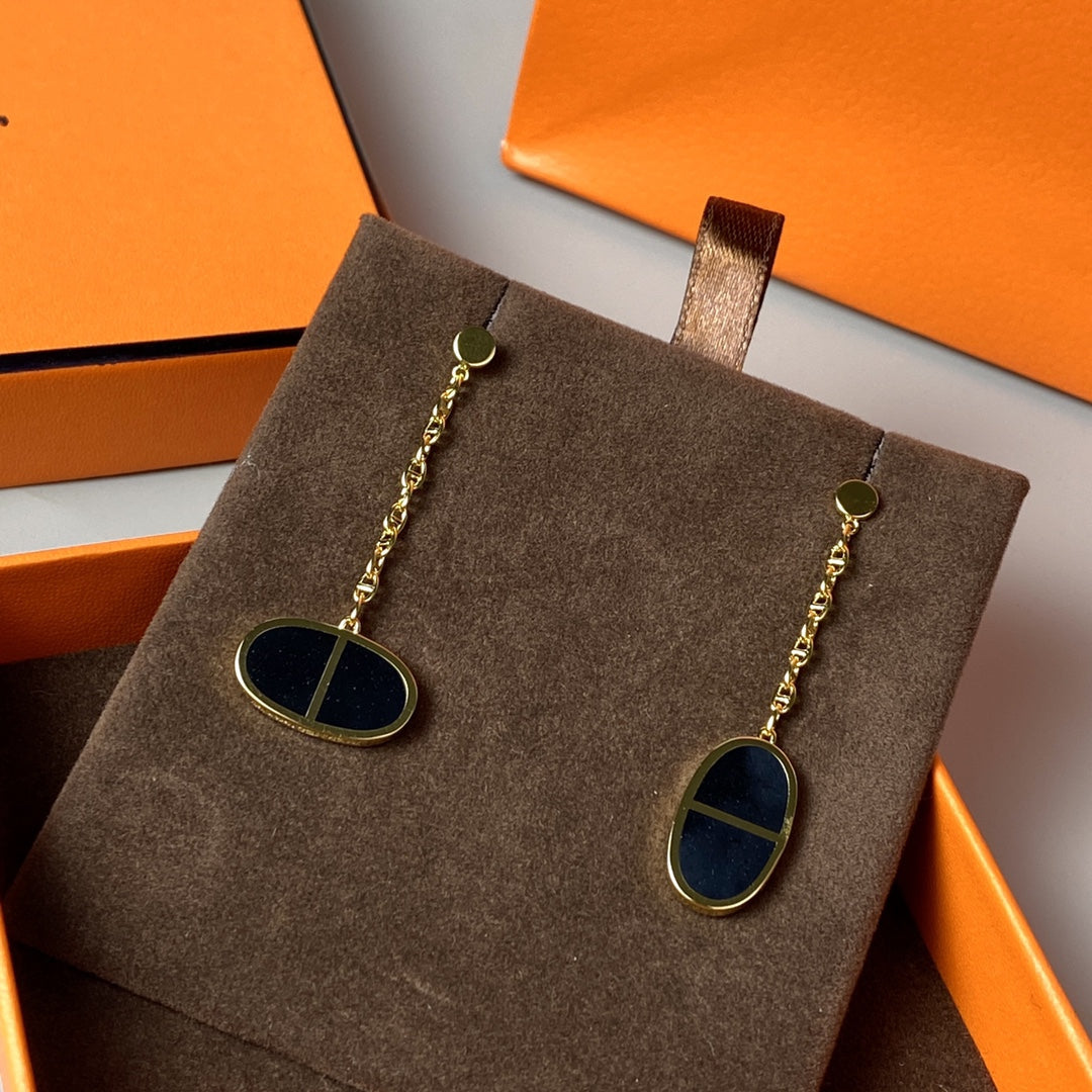 [TENDANCES]BOUCLES D'OREILLES CHAINE VERSO EN CERAMIQUE NOIRE