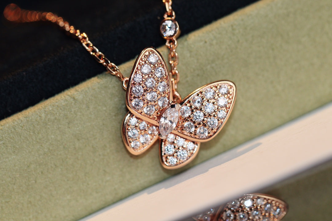 [TRENDS]BUTTERFLY DIAMOND NECKLACE