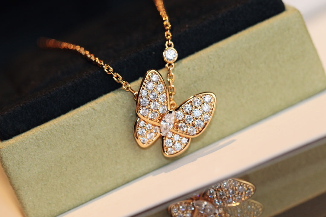 [TRENDS]BUTTERFLY DIAMOND NECKLACE