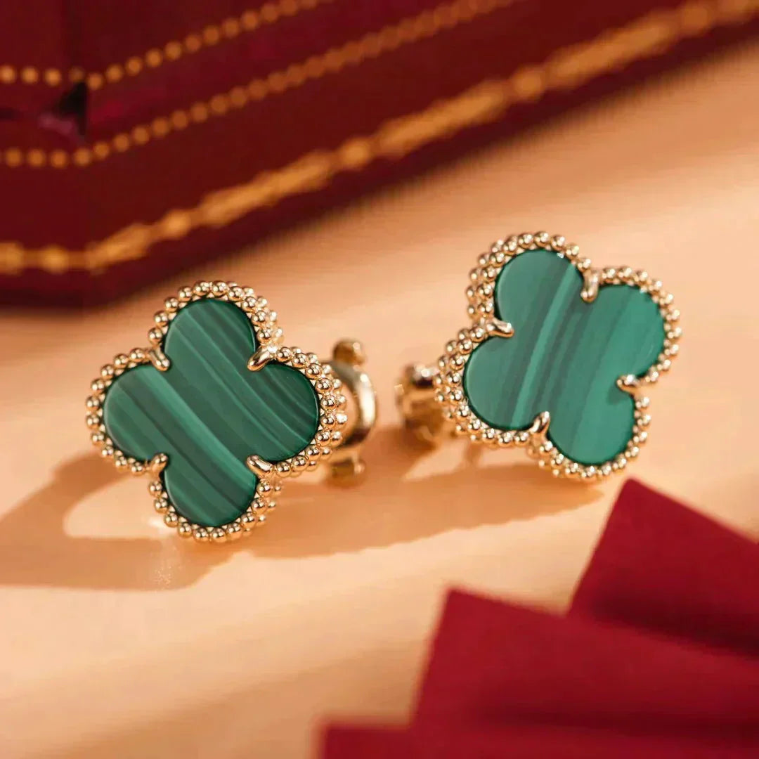 [TENDANCES] BOUCLES D'OREILLES CLOVER MEDIUM 1 MOTIFS MALACHITE