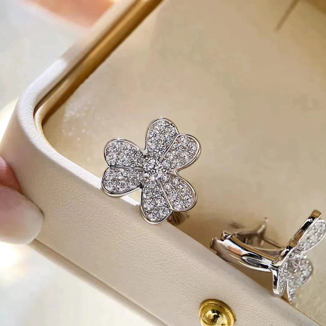 [TENDENCIAS] PENDIENTES DE DIAMANTES CLOVER COMOS PLATA