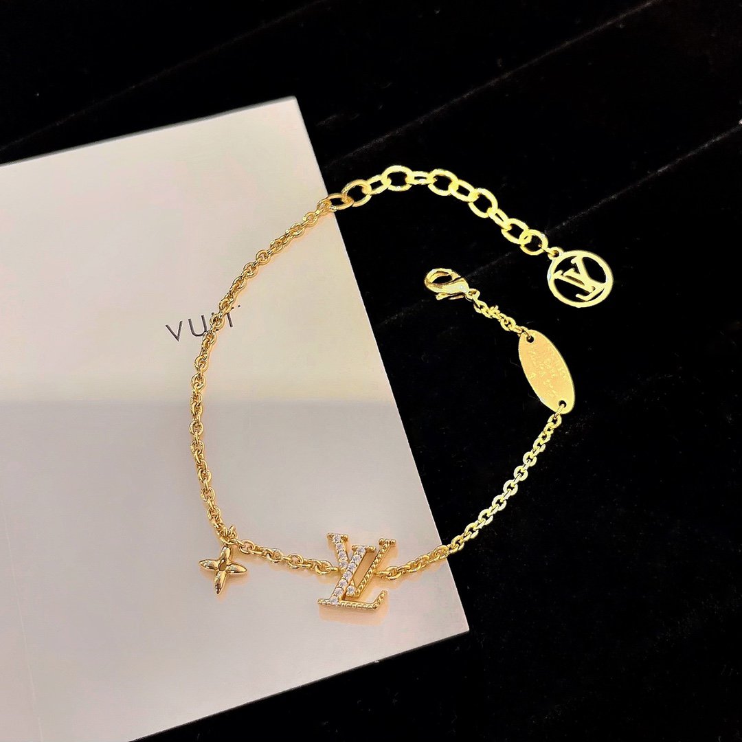 [TENDENCIAS] PULSERA ORO CON MOTIVO DE ESTRELLA Y LOGO