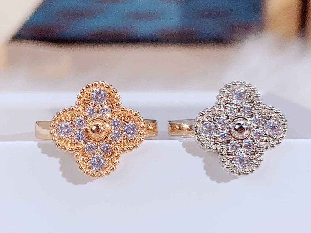 [TENDANCES] BAGUE TRÈFLE DIAMANT