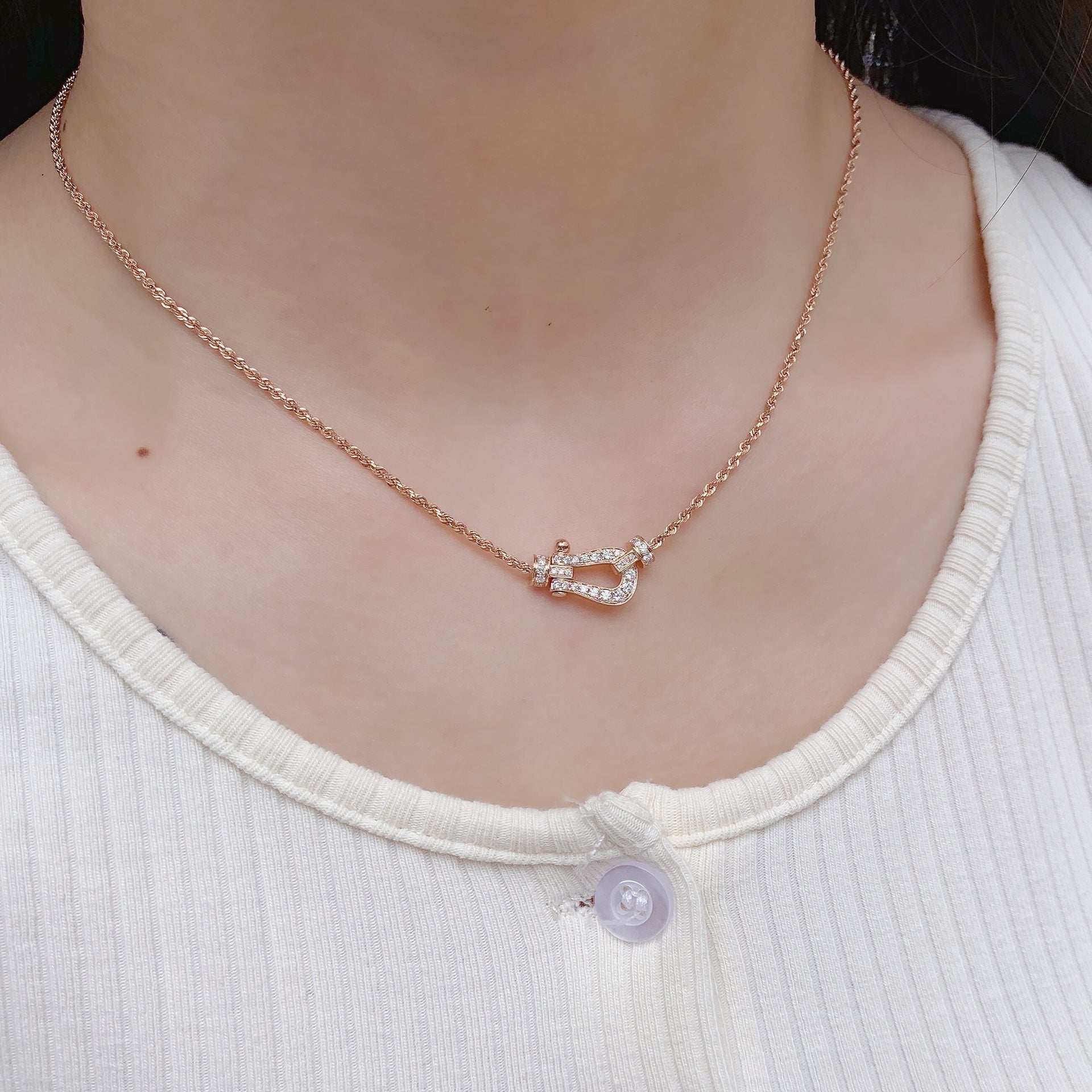 [TRENDS]FORCE 10 PINK GOLD DIAMOND NECKLACE