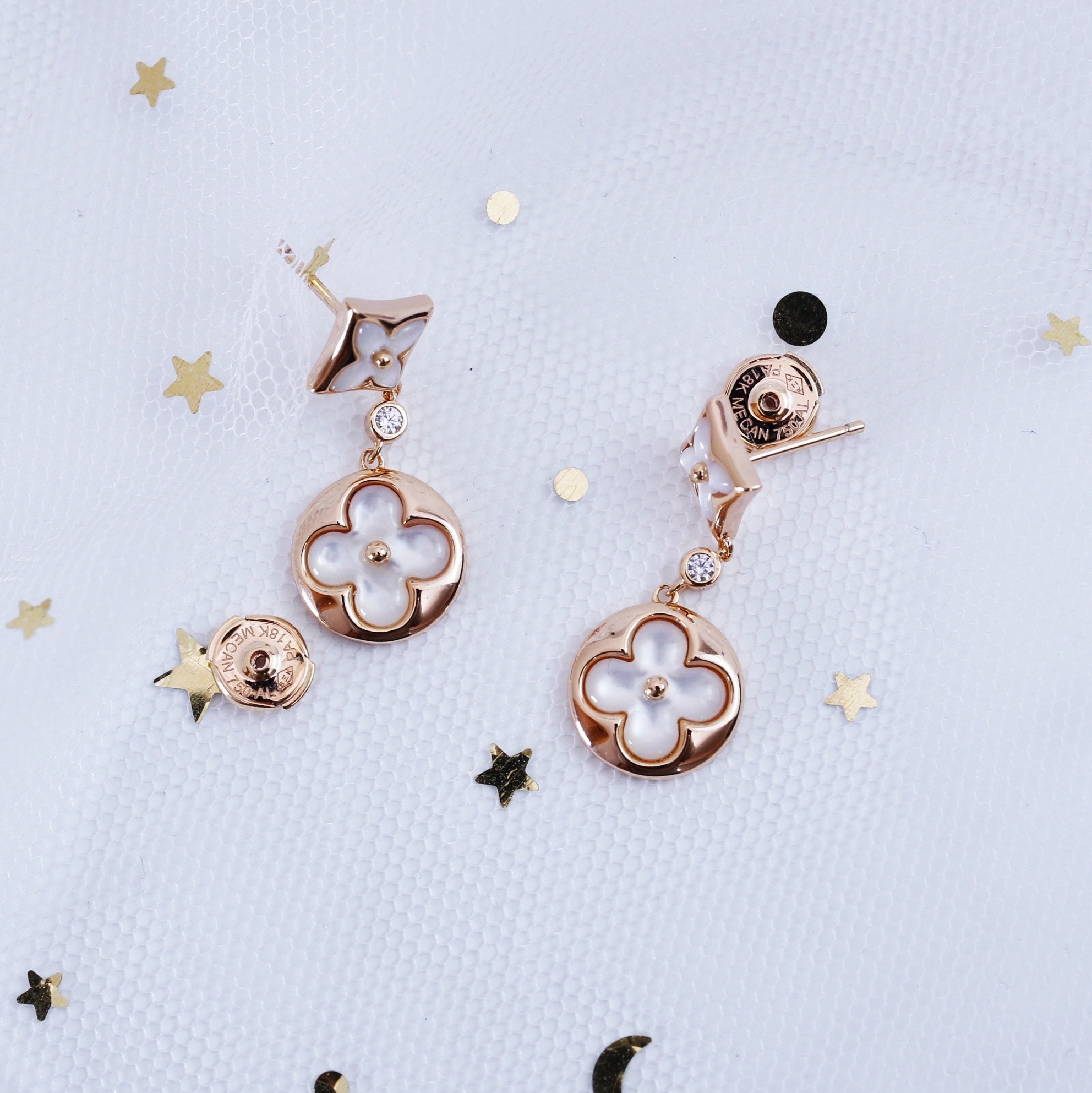 [TENDANCES]BOUCLES D'OREILLES PENDANTES EN OR ROSE STAR AND SUN