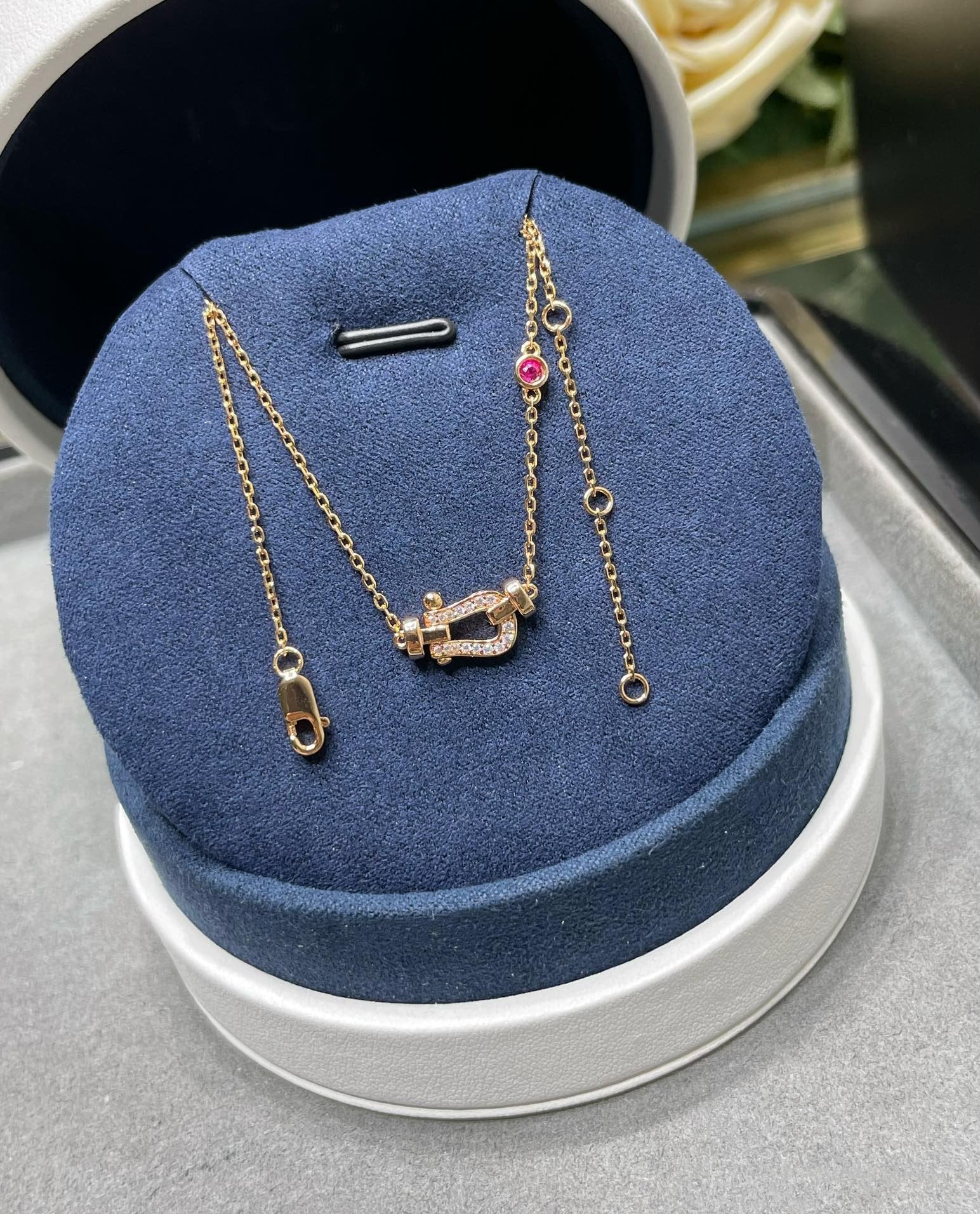 [TRENDS]FORCE 10 DIAMOND PINK GOLD NECKLACE