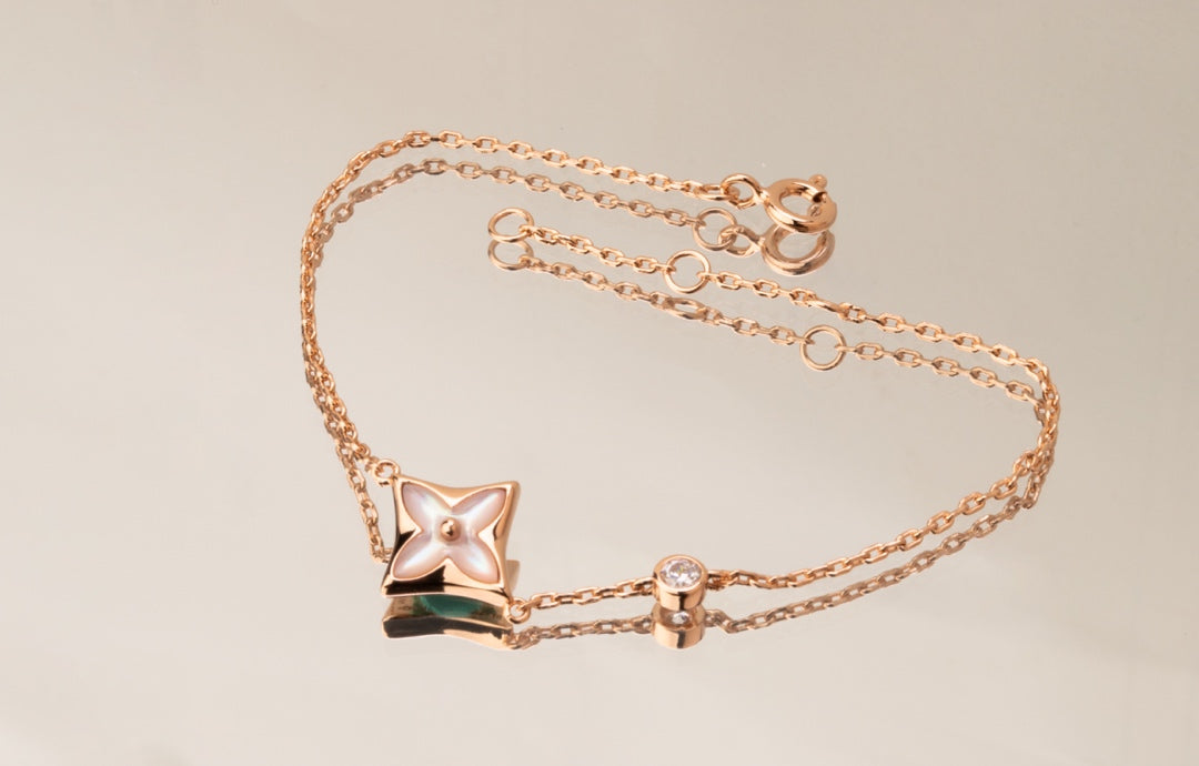 [TENDANCES] COLLIER STAR PINK MOP 1 DIAMANT OR ROSE