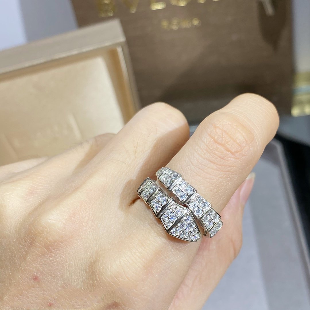 [TENDENCIAS] ANILLO SERPENTI PLATA PAVÉ DIAMANTES