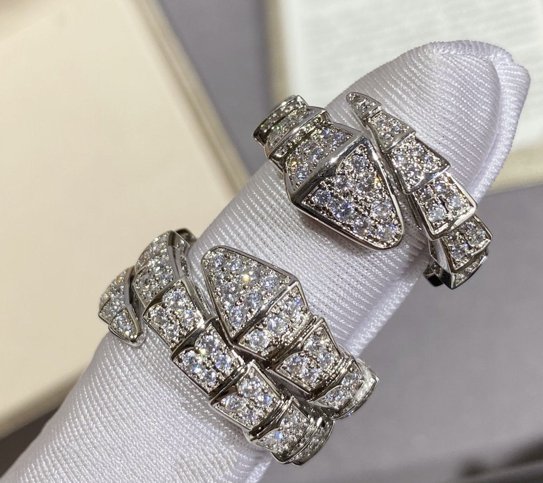 [TENDANCES] GRANDE BAGUE SERPENTI ARGENT PAVÉ DIAMANTS