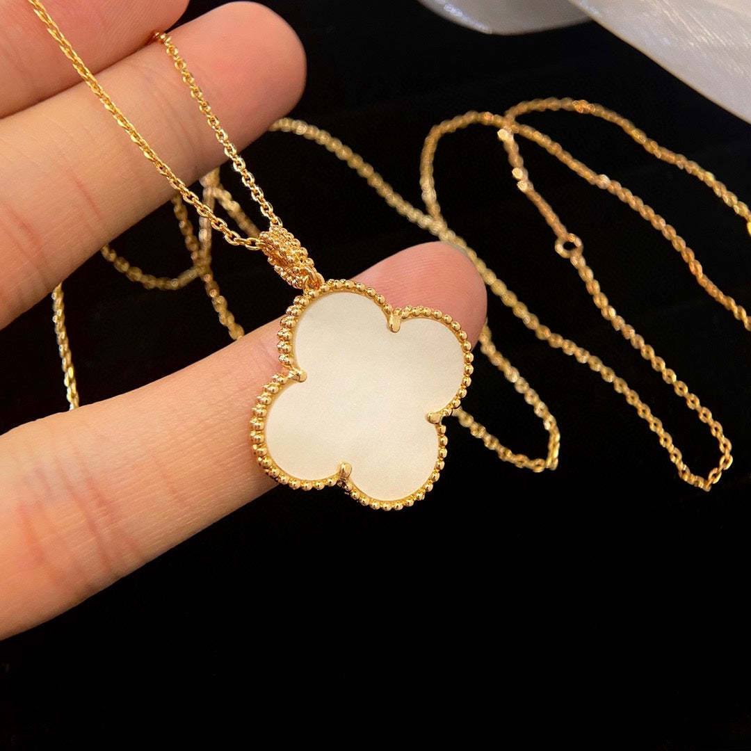 [TENDANCES] COLLIER PENDENTIF GRAND CLOVER 25MM