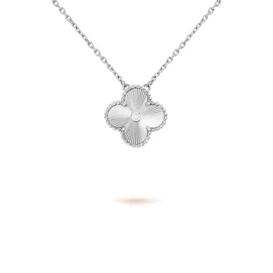 [TENDANCES] COLLIER LASER DIAMANT CLOVER 15MM ARGENT