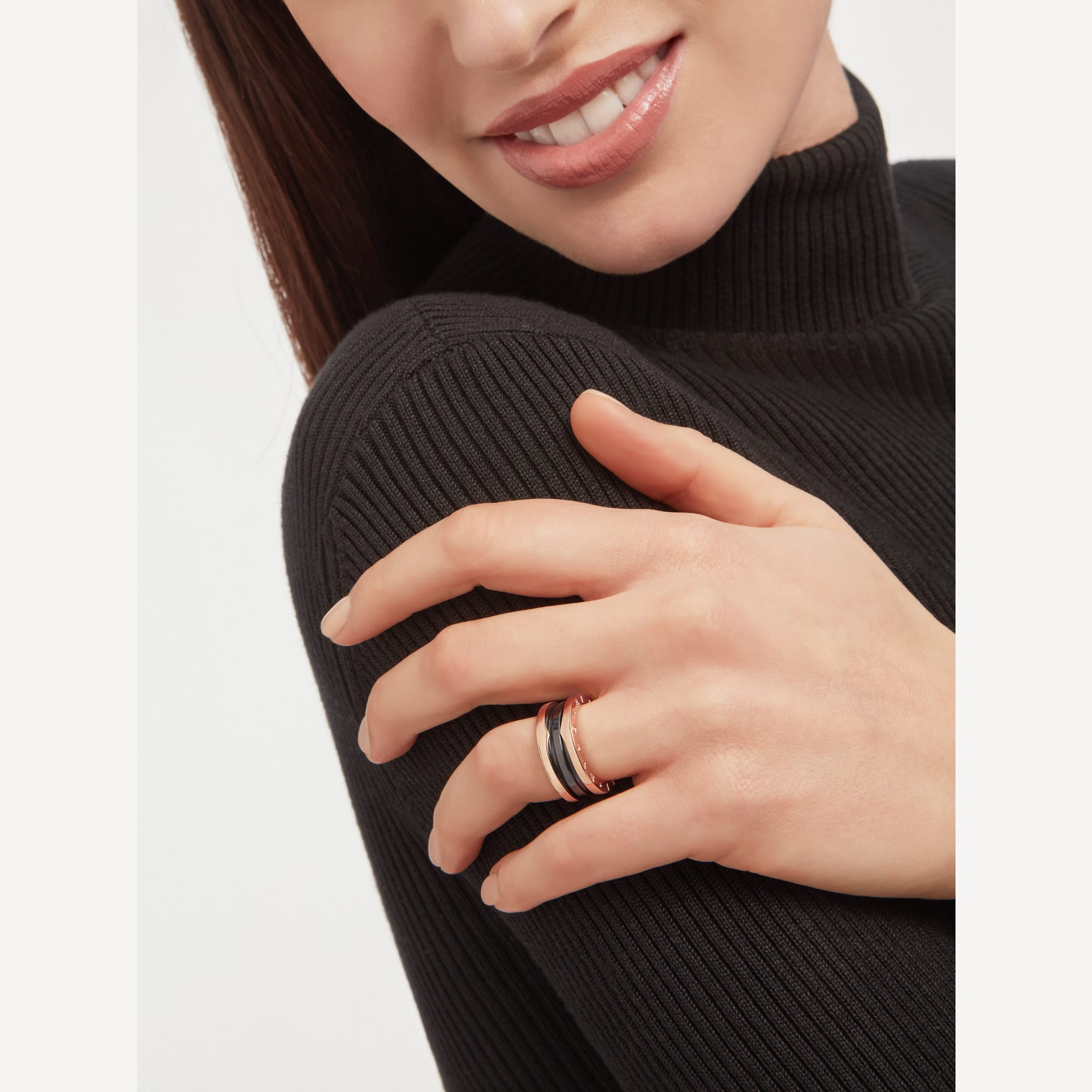 [TENDANCES] ZERO 1 BAGUE DEUX BANDES ET CÉRAMIQUE NOIRE OR ROSE