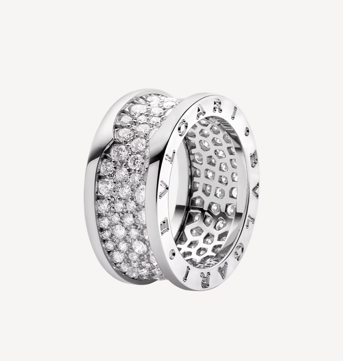 [TENDENCIAS]ZERO 1 CON DIAMANTES PAVADOS EN EL ANILLO ESPIRAL