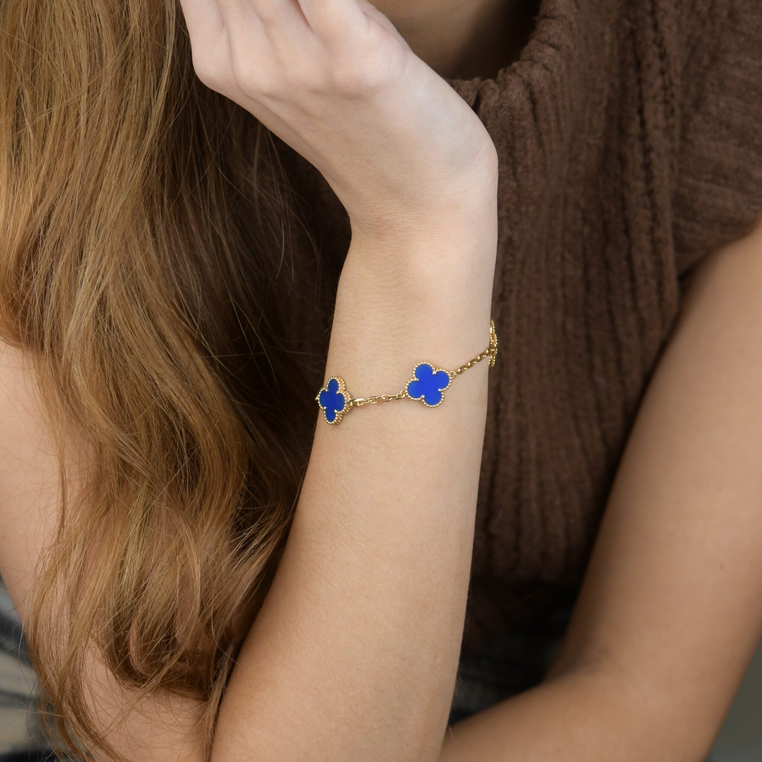 [TENDENCIAS] PULSERA DE ÁGATA AZUL CON 5 MOTIVOS DE TRÉBOL