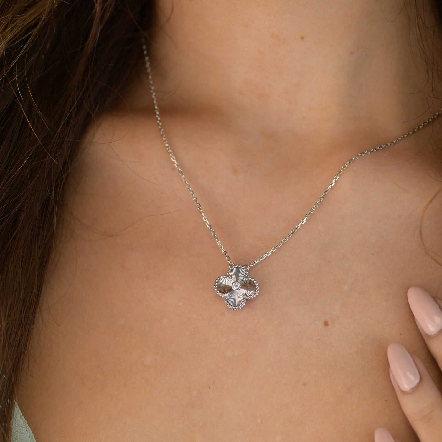 [TENDANCES] COLLIER LASER DIAMANT CLOVER 15MM ARGENT