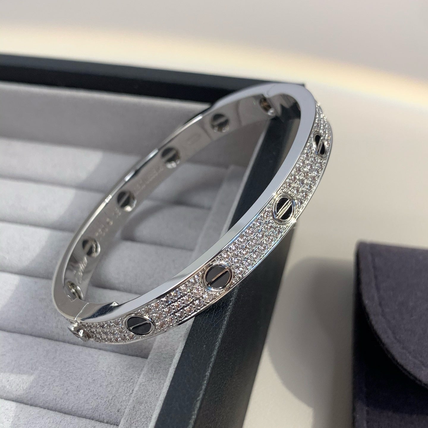 [TENDANCES] BRACELET LOVE 6,1MM CÉRAMIQUE PAVÉE DE DIAMANTS 