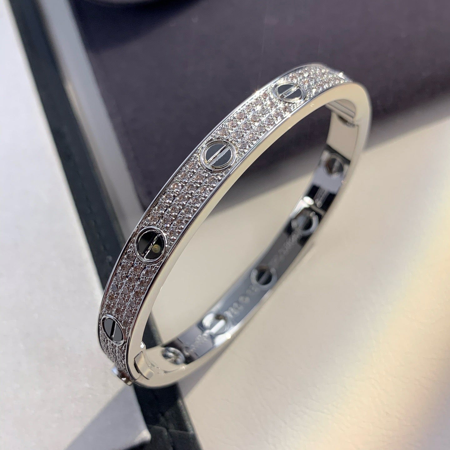 [TENDANCES] BRACELET LOVE 6,1MM CÉRAMIQUE PAVÉE DE DIAMANTS 