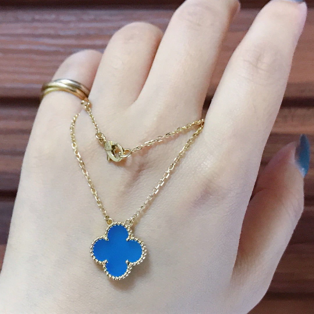 [TENDANCES] COLLIER EN AGATE BLEUE CLOVER 15MM