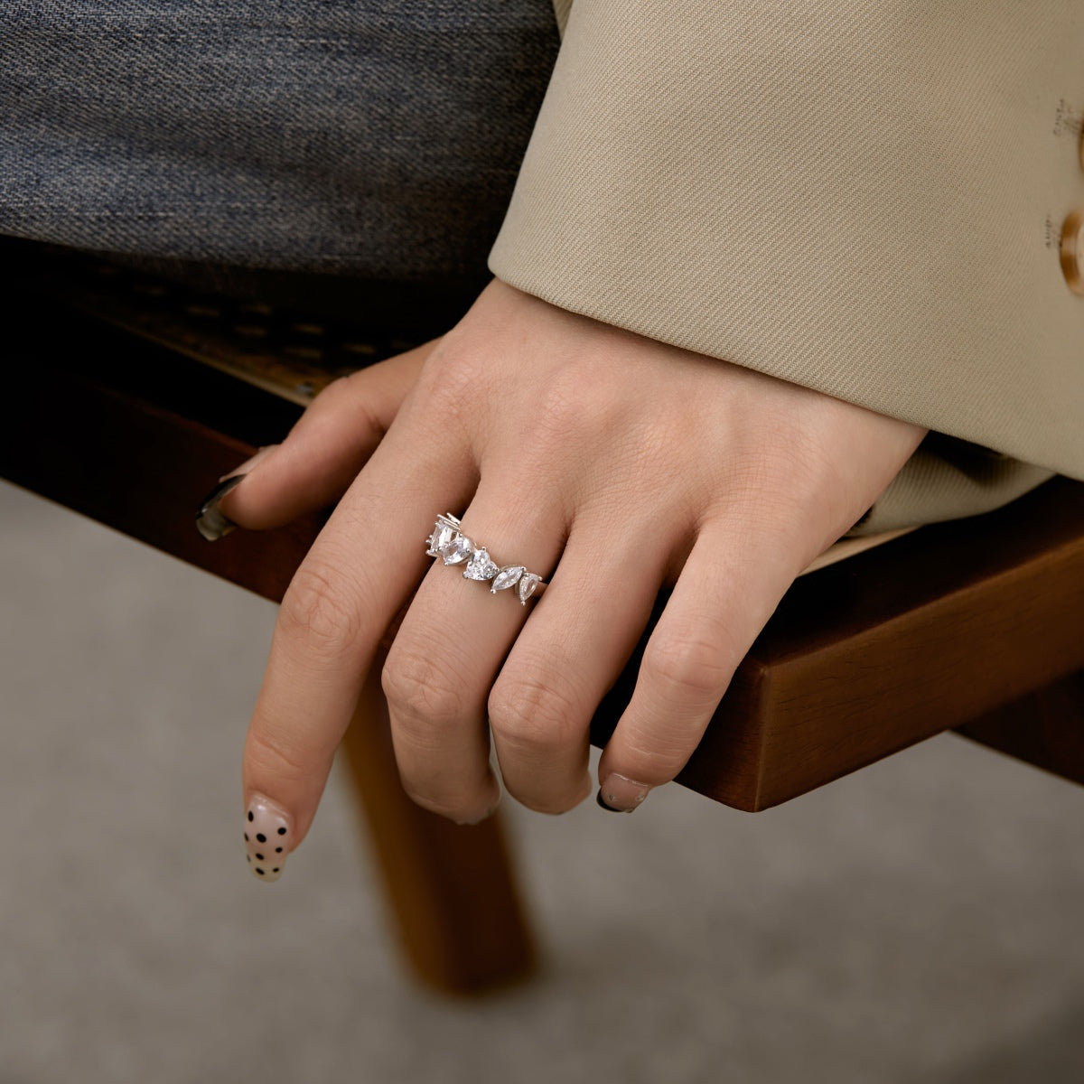 [XXX]Bague délicate à plusieurs coupes