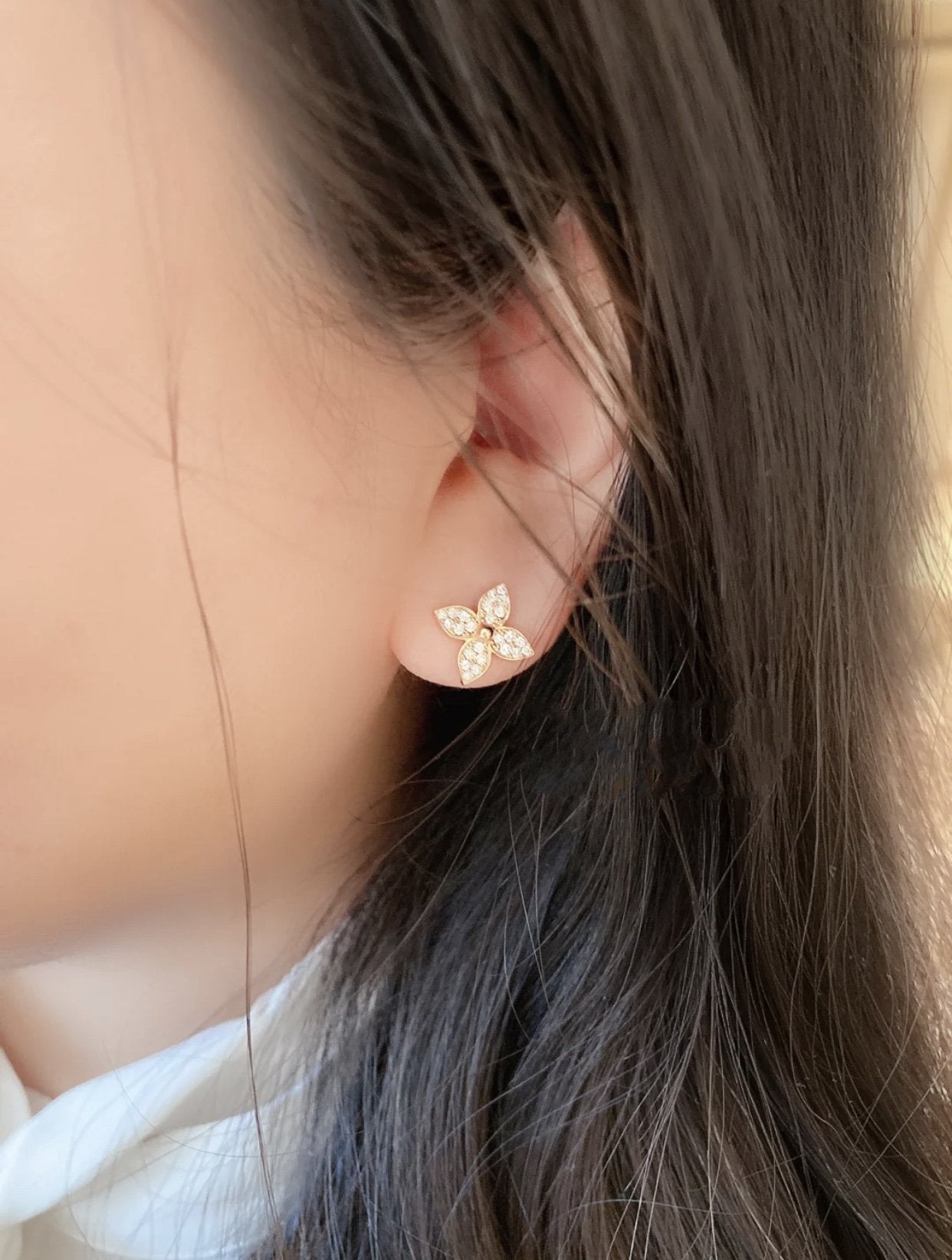 [TENDENCIAS]PENDIENTES DE BOTON STAR BLOSSOM EN ORO ROSA CON DIAMANTES