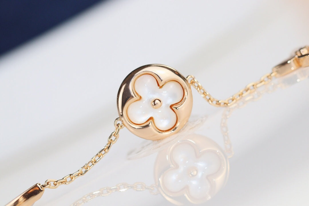 [TRENDS]LEAF CLOVER BRACELET