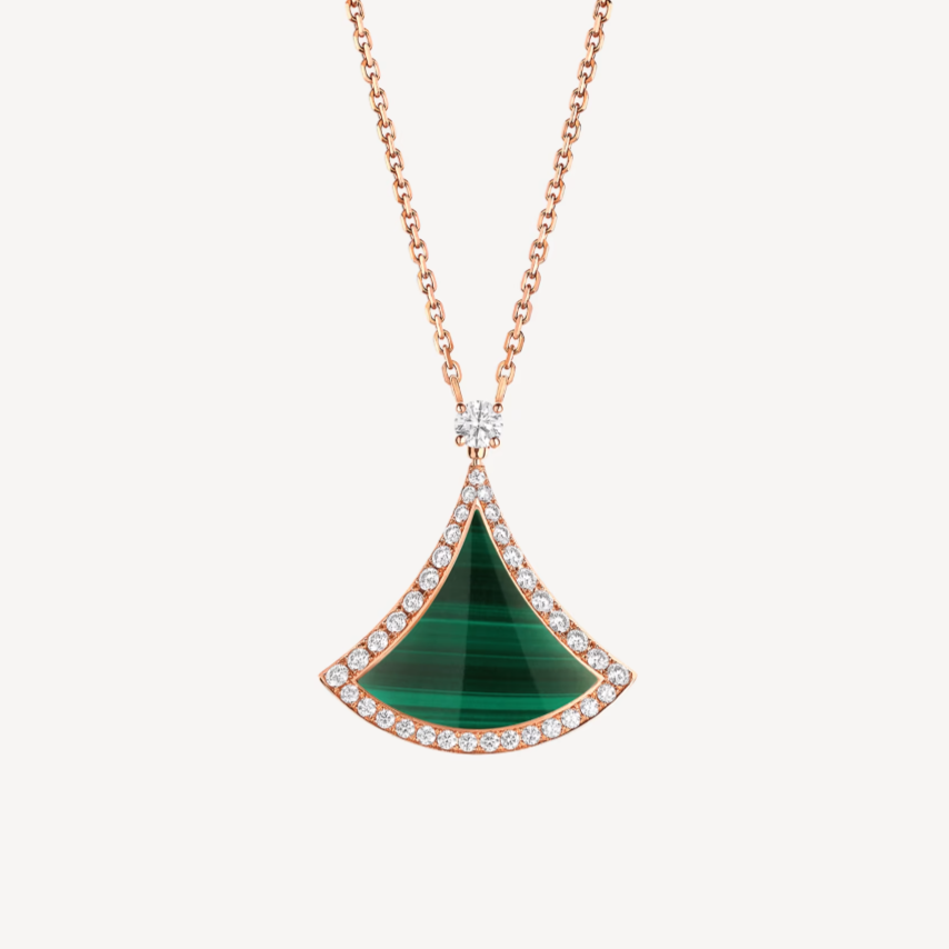 [TENDANCES] COLLIER EN OR ROSE PAVÉ DE DIAMANTS MALACHITE DREAM