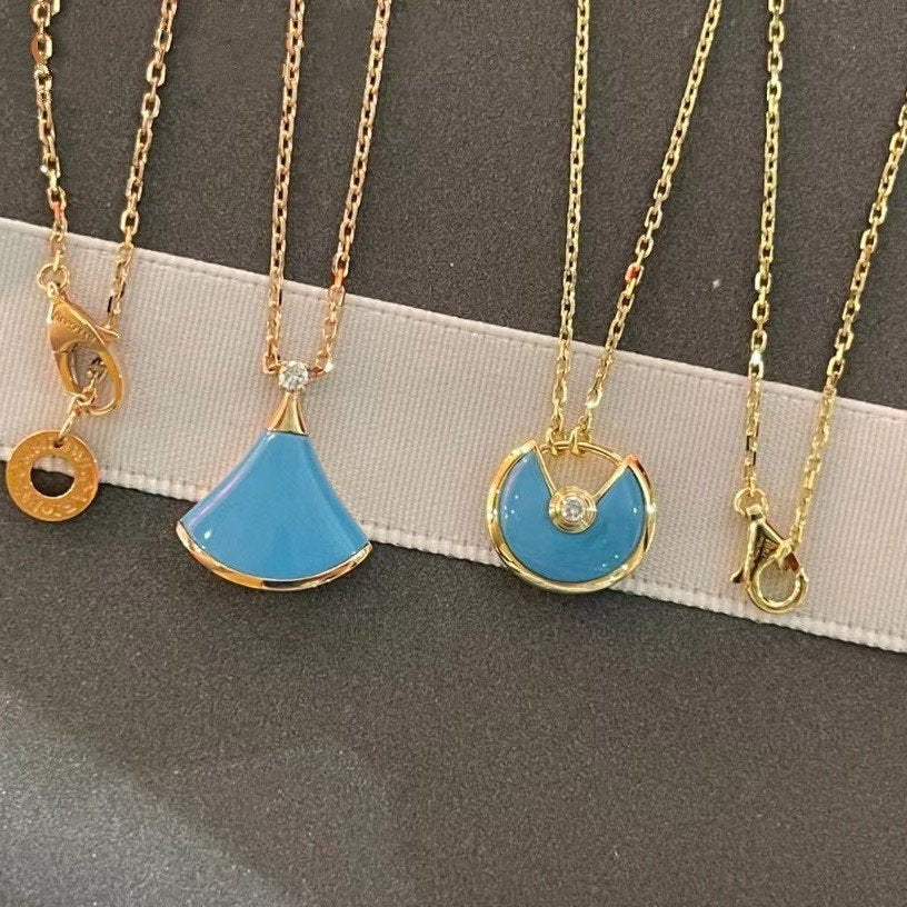 [TRENDS]AMULETTE GOLD TURQUOISE NECKLACE