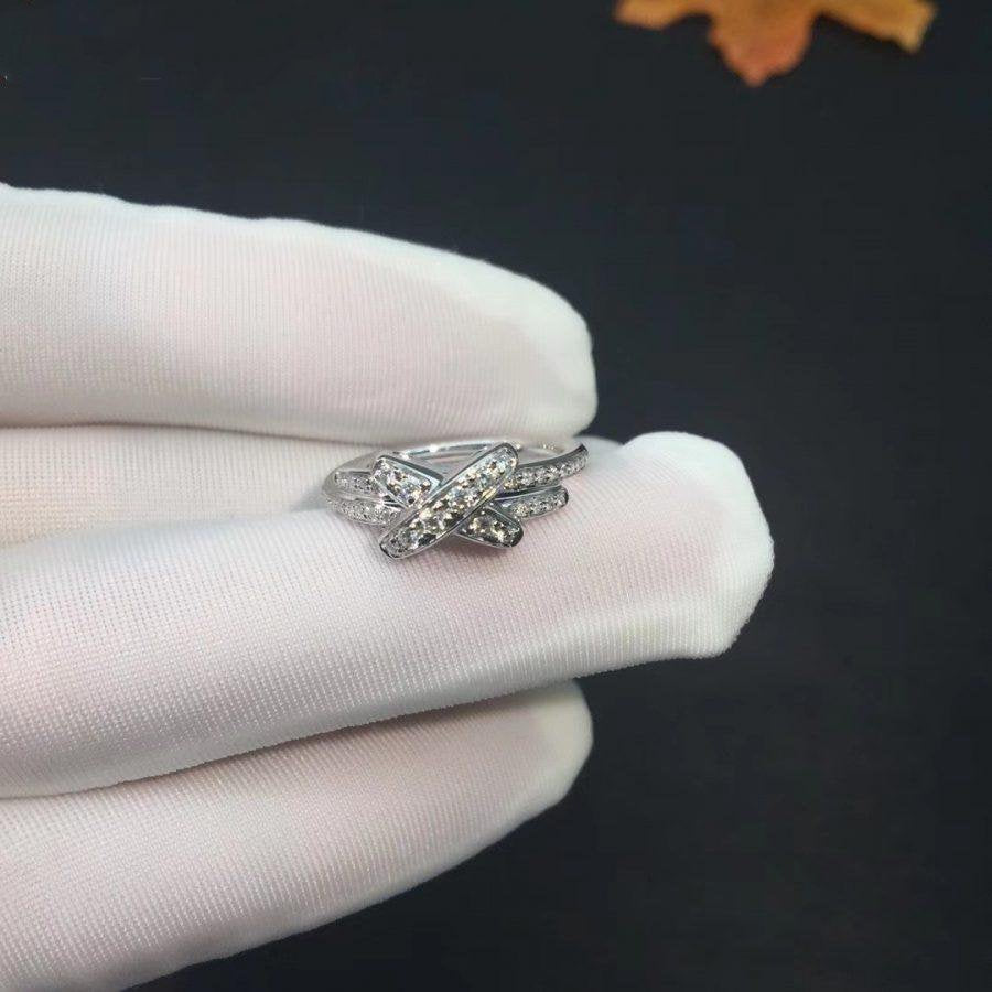 [TENDENCIAS]ANILLO JEUX DE PLATA CON DIAMANTES