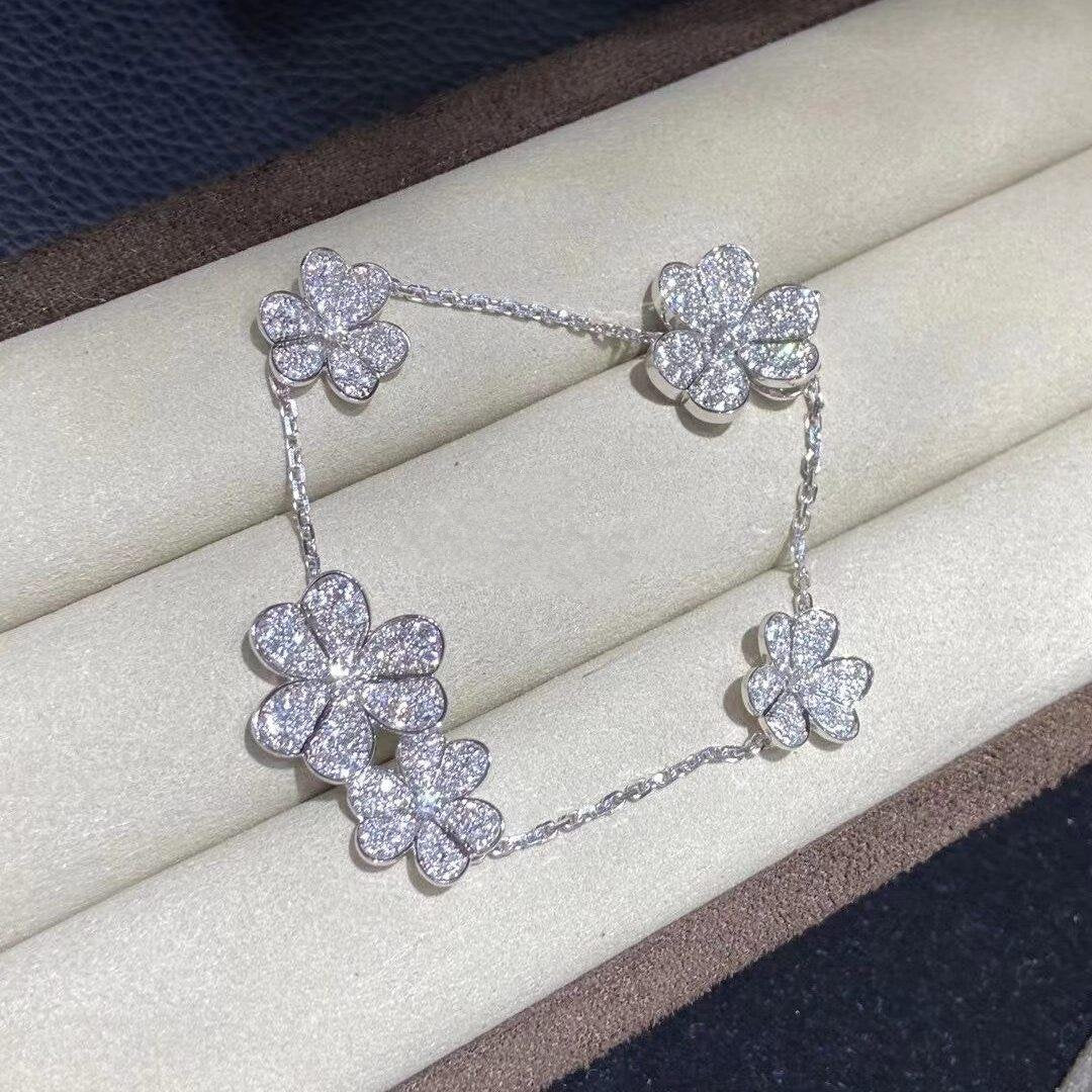 [TRENDS]FRIVOLE SILVER 5 FLOWERS BRACELET