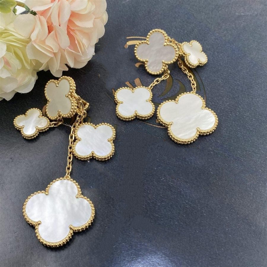 [TRENDS]CLOVER EARRINGS WHITE MOP 4 MOTIFS GOLD