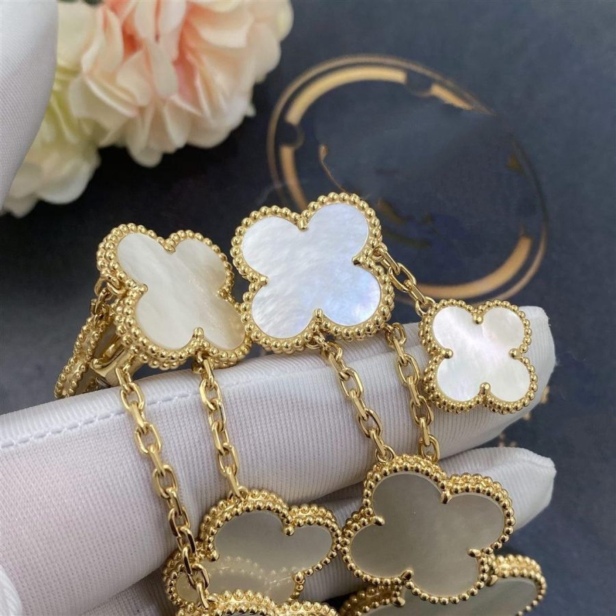 [TRENDS]CLOVER EARRINGS WHITE MOP 4 MOTIFS GOLD